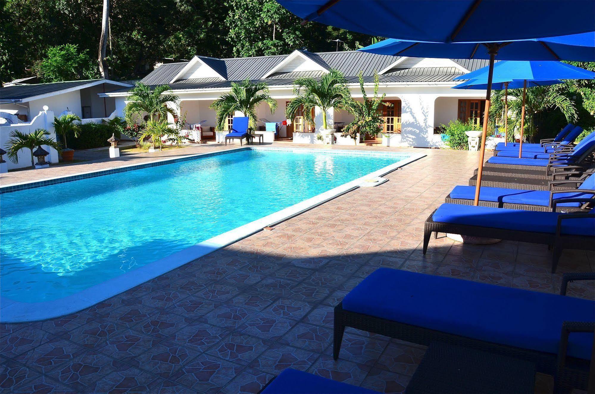 Britannia Hotel Grand Anse  Exteriör bild